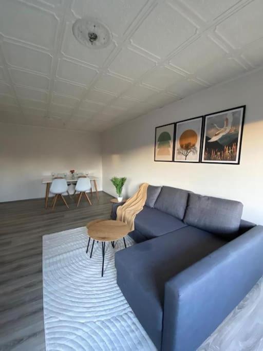 Schoene Zentrale Wohnung Naehe Hb Germersheim Buitenkant foto